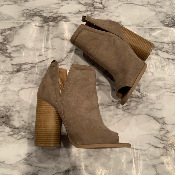 Charlotte Russe Shoes - Peep Toe High Heel Ankle Bootie Tan V Split Side